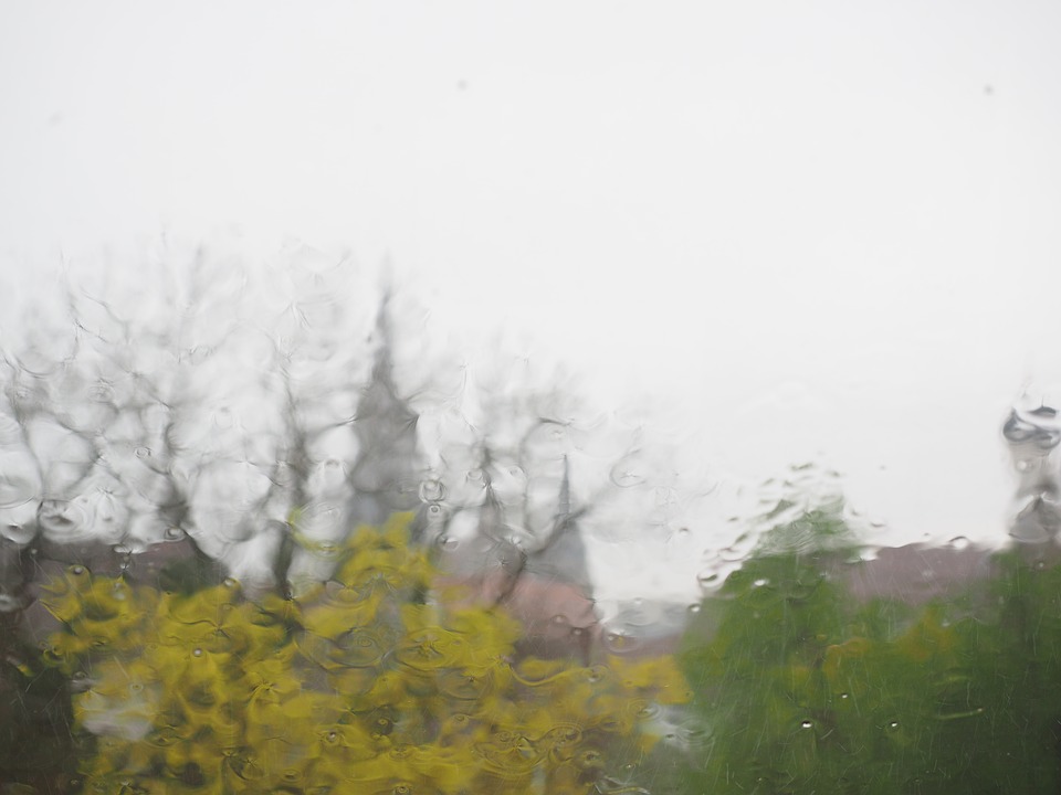 M&eacute;t&eacute;o Tarbes. ciel gris et 8 degr&eacute;s lundi apr&egrave;s midi