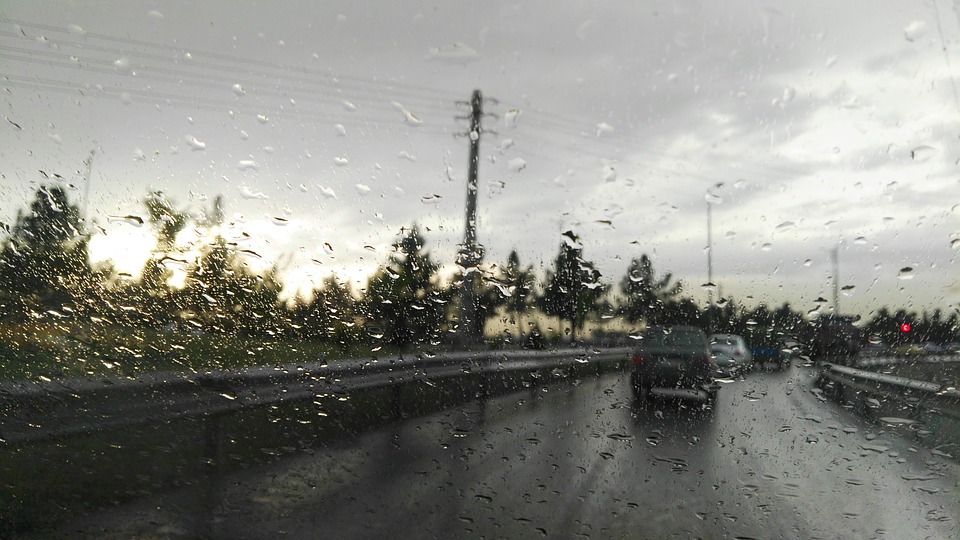 Météo Tarbes. pluie, apparitions du soleil et 8 degrés mercredi après midi
