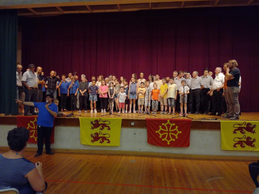 Ibos. Deux heures de chants pour la Calandreta deu Pais Tarbes