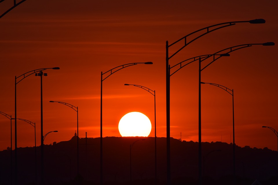 M&eacute;t&eacute;o Tarbes. soleil et 22 degr&eacute;s jeudi apr&egrave;s midi